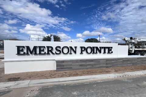 918 Pointe Emerson Boulevard, Apopka, FL 32703