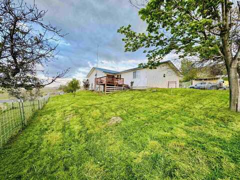 101 Hatch Grade Road, Wallula, WA 99363