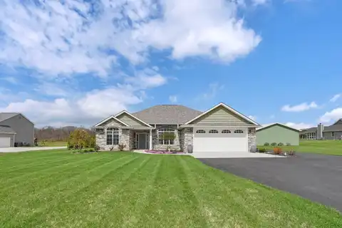 5790 Hayesville Road, Circleville, OH 43113