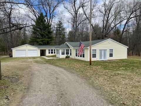 20760 E Moss Road, Wellston, MI 49689