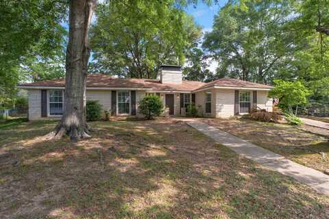 100 Hampton Cir., Hattiesburg, MS 39401