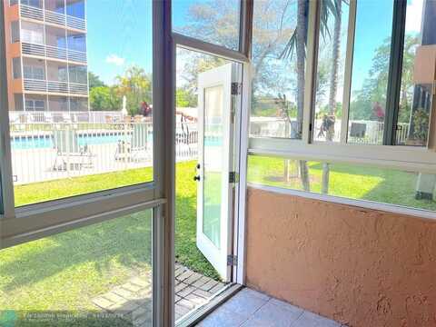 3048 E Sunrise Lakes Dr, Sunrise, FL 33322