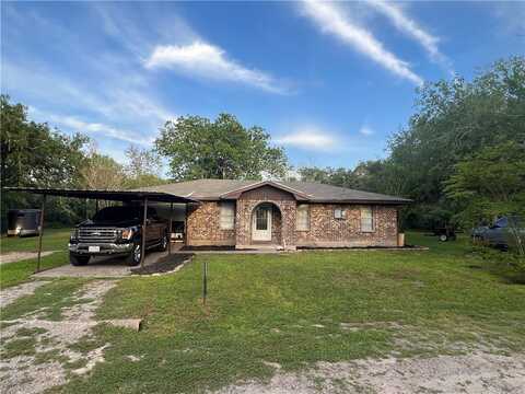 206 Connable, Tuleta, TX 78162