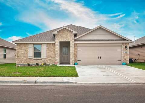 105 Donegal St, Sinton, TX 78387