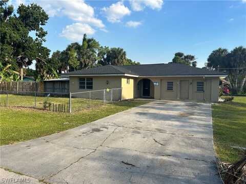 695 July Circle, NORTH FORT MYERS, FL 33903