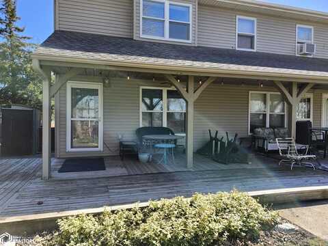 2405 186th St, Clarion, IA 50525
