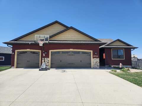 3718 Keokuk Avenue, Spirit Lake, IA 51360