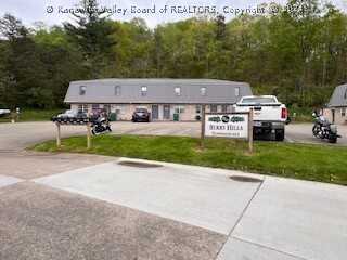 100-130 Berry Hills Drive, Winfield, WV 25213