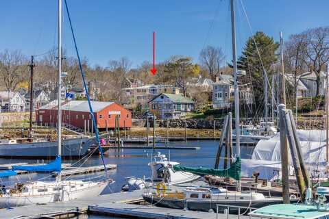 15 Sea Street, Camden, ME 04843