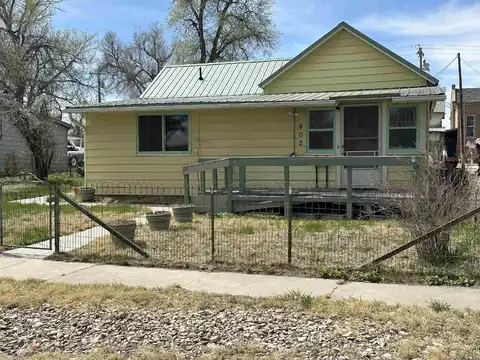 402 3rd Avenue, Edgemont, SD 57735