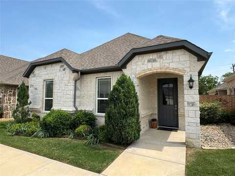 3310 Fountain Way, Granbury, TX 76049