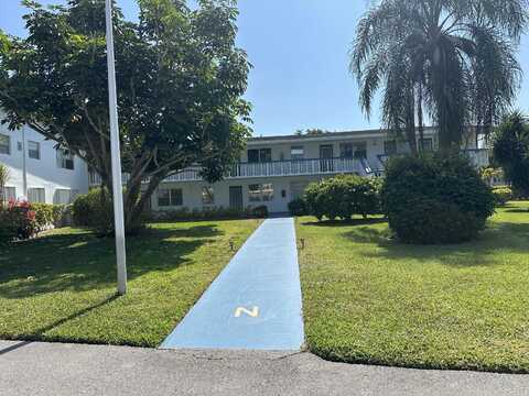 418 Durham Circle, Deerfield Beach, FL 33442