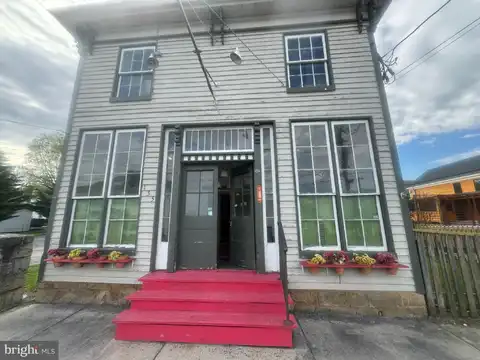 135 W MAIN STREET, WARDENSVILLE, WV 26851