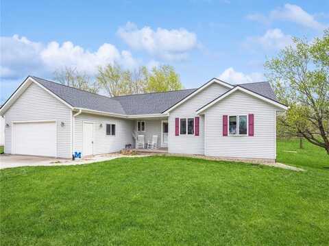 103 Meadow Lane Drive, Montezuma, IA 50171