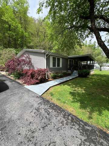 89 Shelby Dry Fork, Shelbiana, KY 41562