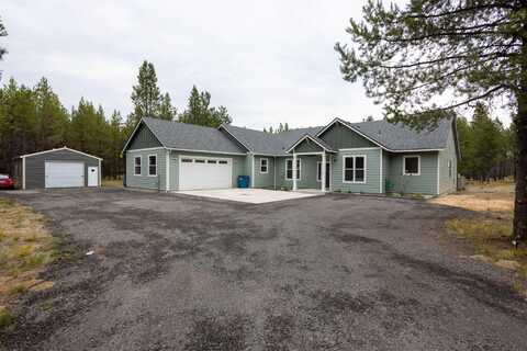 17090 Shawnee Circle, Bend, OR 97707