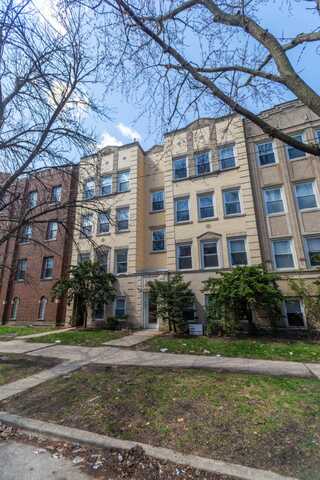 5410 N Campbell Avenue, Chicago, IL 60625