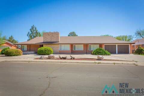 1406 W 4th Street, Roswell, NM 88201