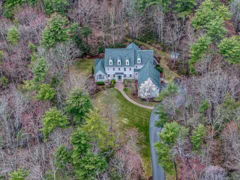 11 Aspen Lane, Bedford, NH 03110