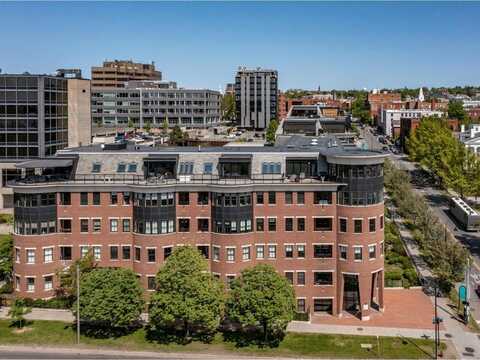 40 College Street, Burlington, VT 05401