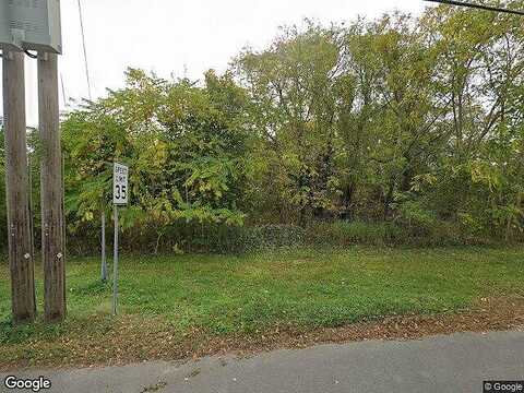 Main, RIVERHEAD, NY 11901