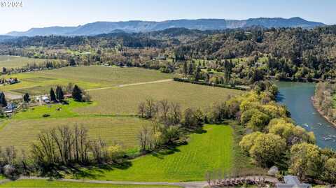 0 Musical LN, Roseburg, OR 97471