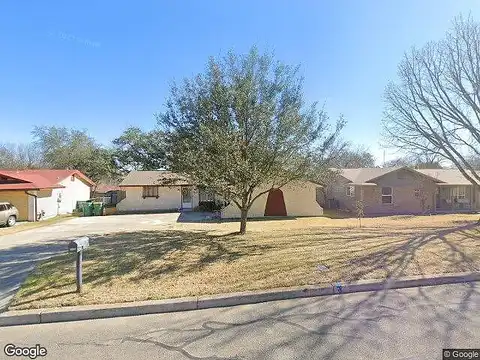 Leading Oaks, LIVE OAK, TX 78233