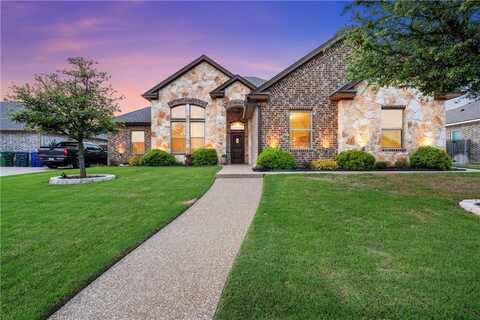 10304 Creekside Lane, Waco, TX 76712