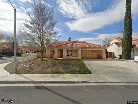 Avenue R7, PALMDALE, CA 93550