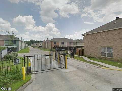 Boulevard De Province Apt B, BATON ROUGE, LA 70816