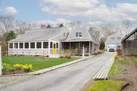 541 Flint Street, Marstons Mills, MA 02648