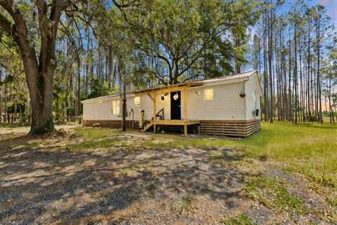2115 Hwy 55A, Old Town, FL 32680