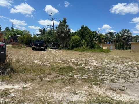 103 Douglas Avenue N, LEHIGH ACRES, FL 33971