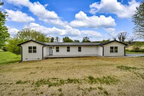 1705 Haire Road, Dandridge, TN 37725