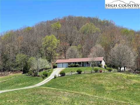 762 George Eggers Road, Banner Elk, NC 28604