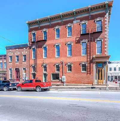 79 Public Square, Lancaster, KY 40444