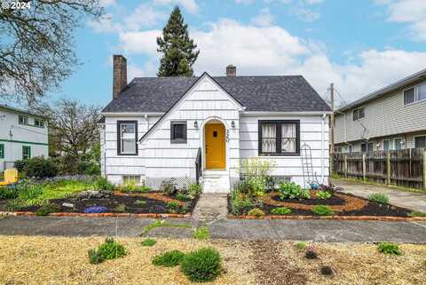 320 C ST, Springfield, OR 97477