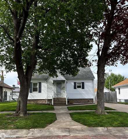 2507 Avenue H, Fort Madison, IA 52627