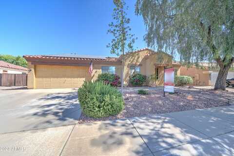 566 W Cobblestone Court, Casa Grande, AZ 85122