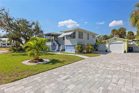 121 Andre Mar DR, FORT MYERS BEACH, FL 33931
