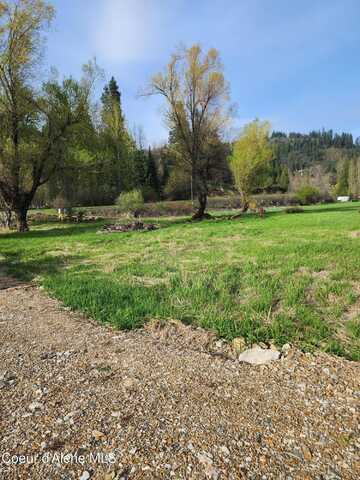 15459 St Joe River Road, Saint Maries, ID 83861