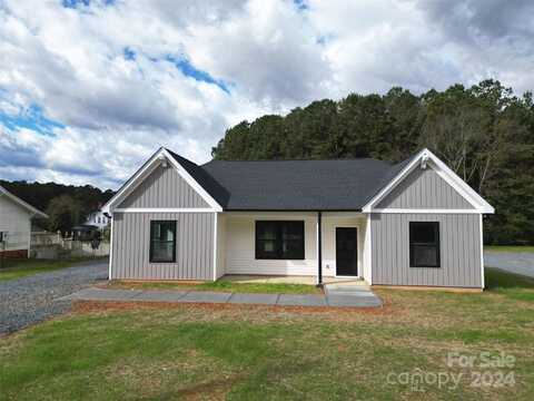 9605 Hwy 52 N unit: 4, Wadesboro, NC 28170