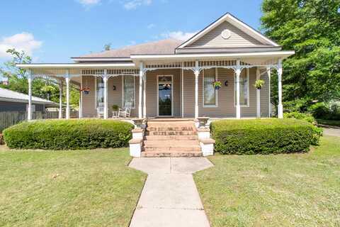 206 Sanford Avenue, Eufaula, AL 36027