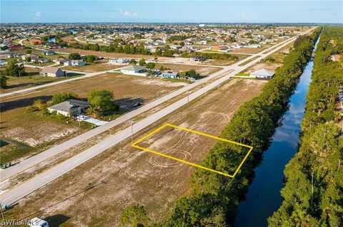 317 Wilmington Parkway, CAPE CORAL, FL 33993