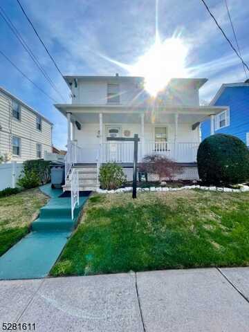 624 Green St, Elizabeth, NJ 07202