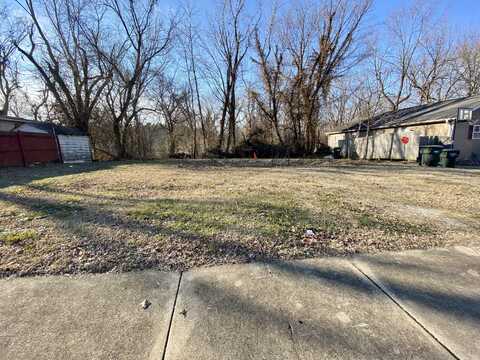 145 South Spring Street, Madisonville, KY 42431