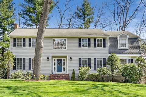 9 Algonquin Avenue, Andover, MA 01810