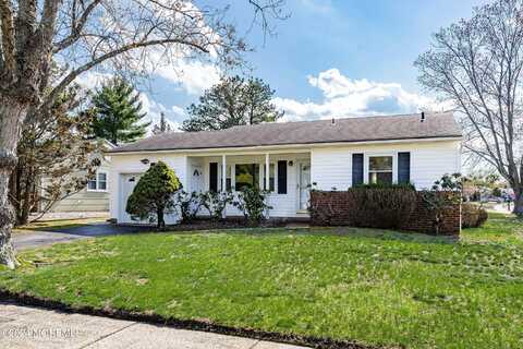 25 Willoughby Court, Toms River, NJ 08757
