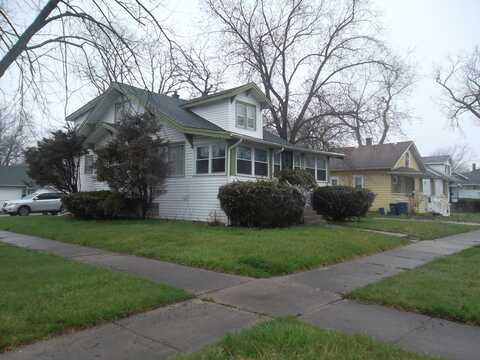 1938 S 7TH Avenue, Maywood, IL 60153