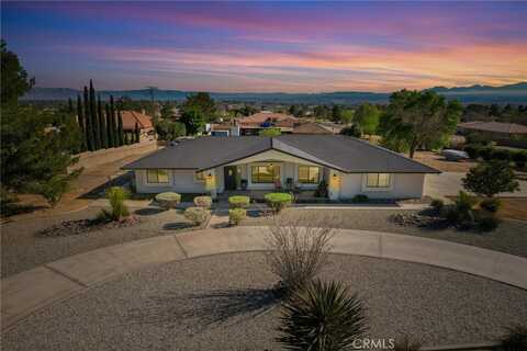 18899 Munsee Road, Apple Valley, CA 92307